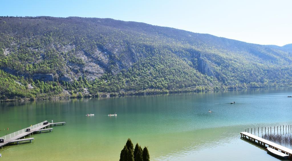 Novalaise Plage Bagian luar foto